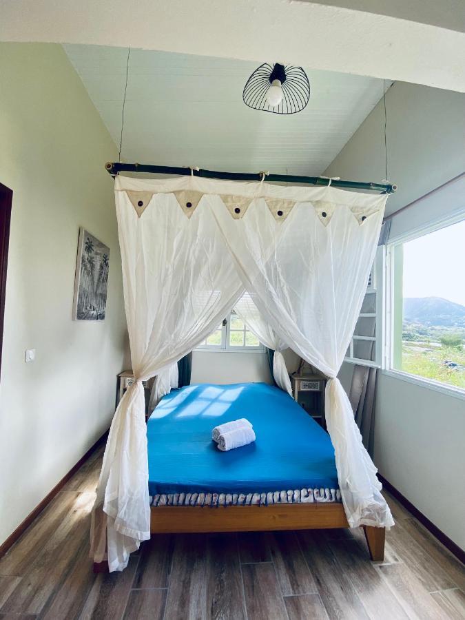 Chambre Et Sdb Privative Ylang Ylang Vue Mont Pelee Dans Maison Partagee Le Morne-Rouge Экстерьер фото